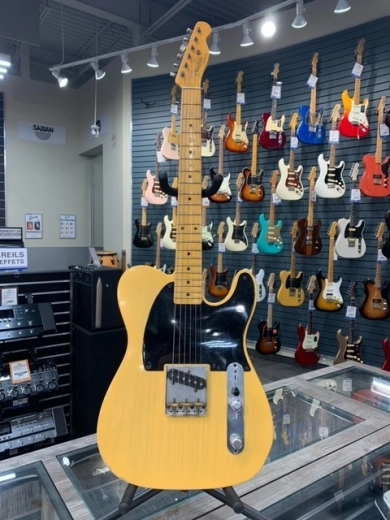 FENDER LIMITED 50'S ESQUIRE NOCASTER BLOND MN